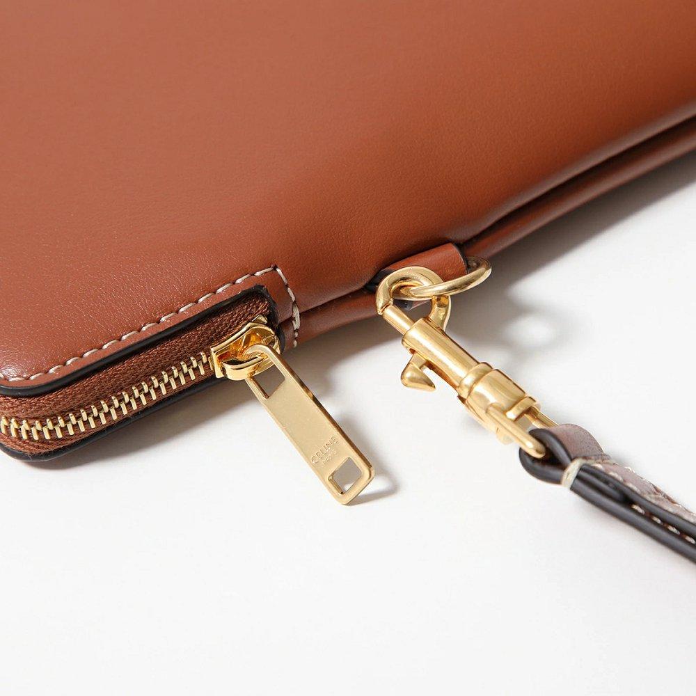 セリーヌ クラッチバッグ SMALL POUCH WITH STRAP レディース 10J983DR8.04LU