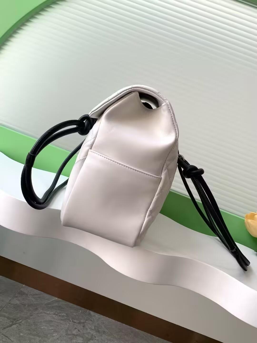 シャネル カンボンライン ハンドバッグ AS6338