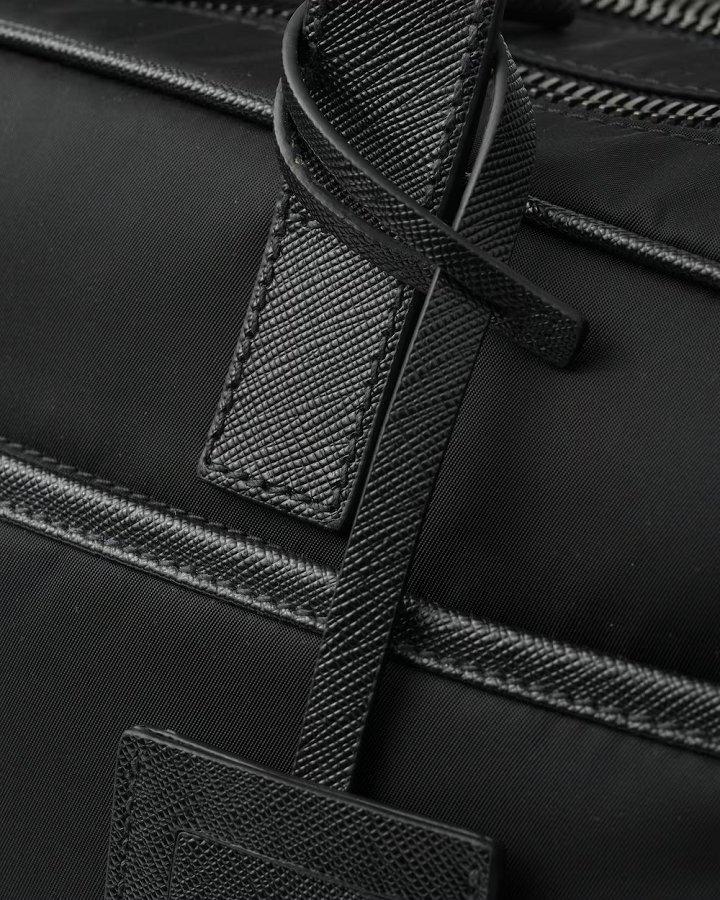 プラダ Re-Nylon xサフィアーノレザー ブリーフケース 2VE015_2DMH_F0002_V_XOO