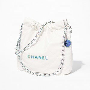 CHANEL 22 スモール ハンドバッグ AS3260-B15000-10601