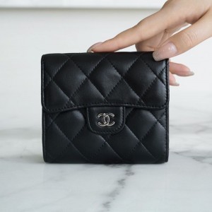 シャネル コンパクトウォレット マトラッセ 三つ折り財布 レディース AP0231