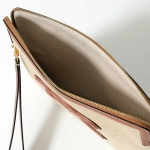 セリーヌ クラッチバッグ Small Pouch with strap レディース 10J502EW1.02NT