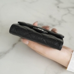 シャネル ココマーク マトラッセ キャビアスキン スモールフラップウォレット 三つ折り財布 AP0231