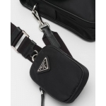 プラダ Re-Nylon xサフィアーノレザー ショルダーバッグ 2VD043_2DMH_F0002_V_XOP