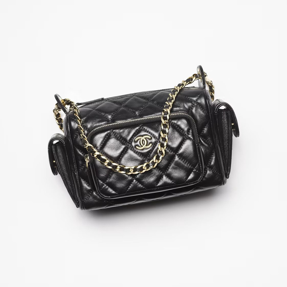 CHANEL スモール カメラ ケース AS5220 B18234 94305