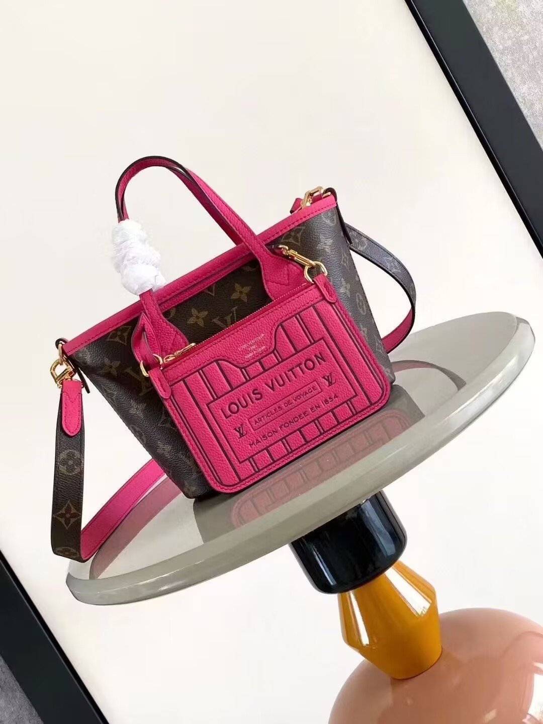 ルイヴィトン ネヴァーフル インサイドアウト BB モノグラム ローズ ポンディシェリ M12106