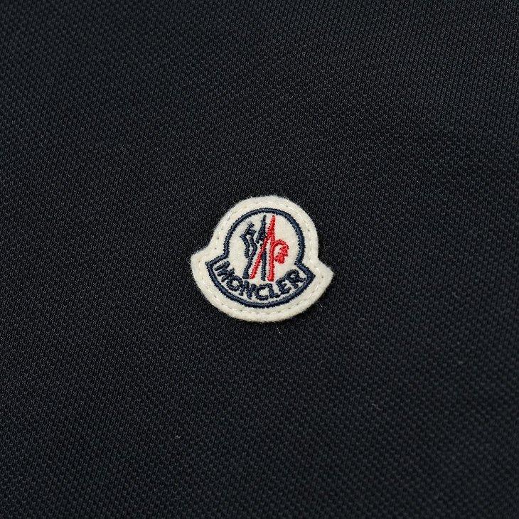 モンクレール代引き POLO 半袖 ポロシャツ ロゴワッペン トリコロールライン メンズ 8A70300 84556