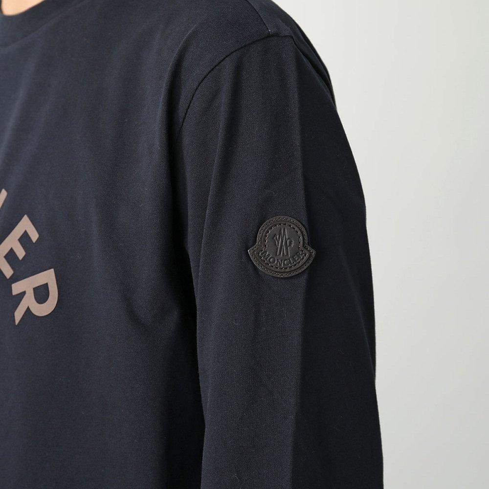 モンクレール カットソー メンズ クルーネック コットン 長袖Tシャツ ロンT ロゴパッチ 8D00018 89AQX