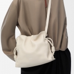 ロエベ FLAMENCO CLUTCH クラッチバッグ 3WAY ショルダーバッグ レディース a411fc1xbf 3006