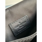Louis Vuitton Sロック・ウェアラブル ウォレット M81524