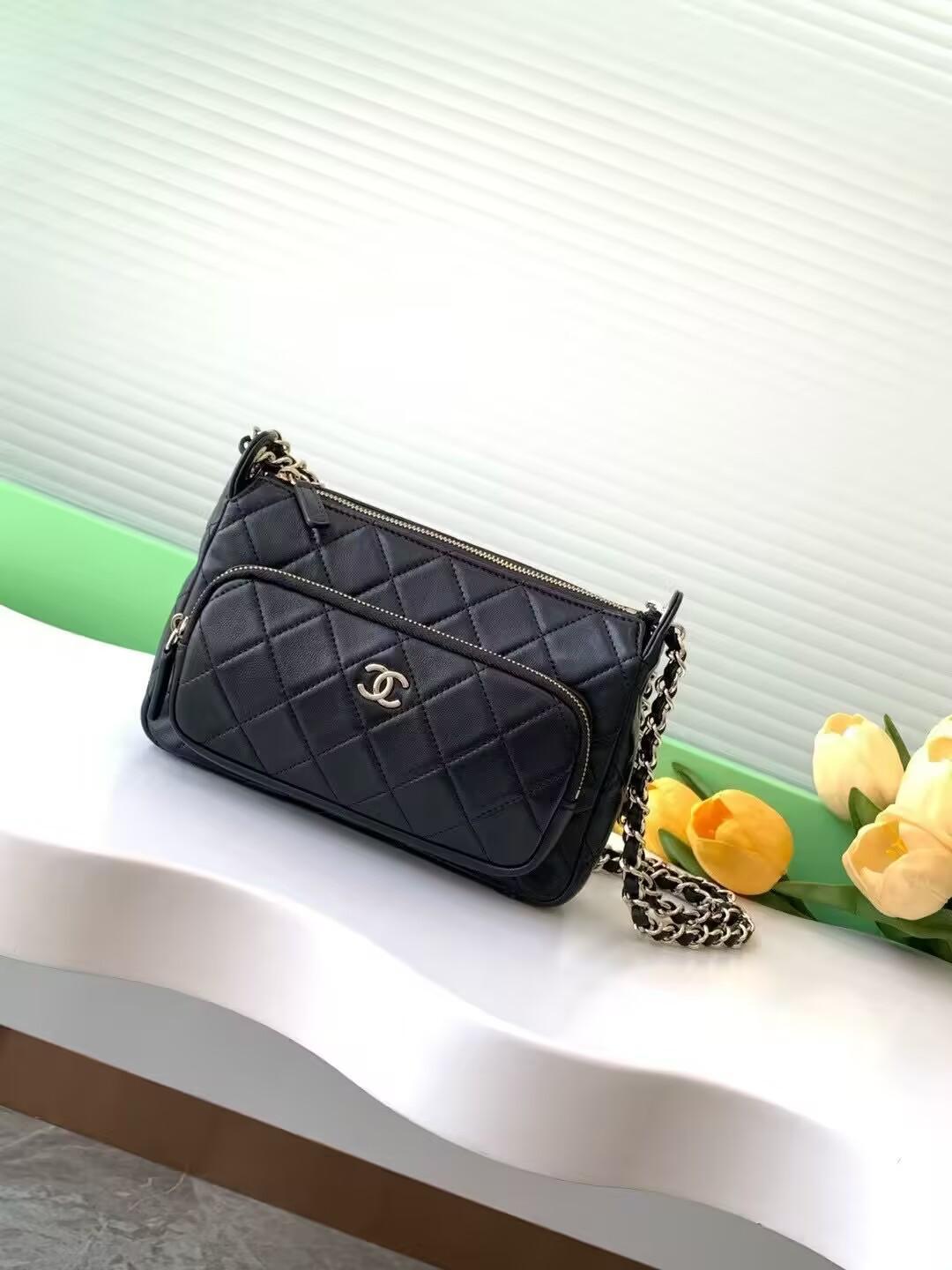 CHANEL後払い チェーンクラッチ バッグ AP4349B1924494305