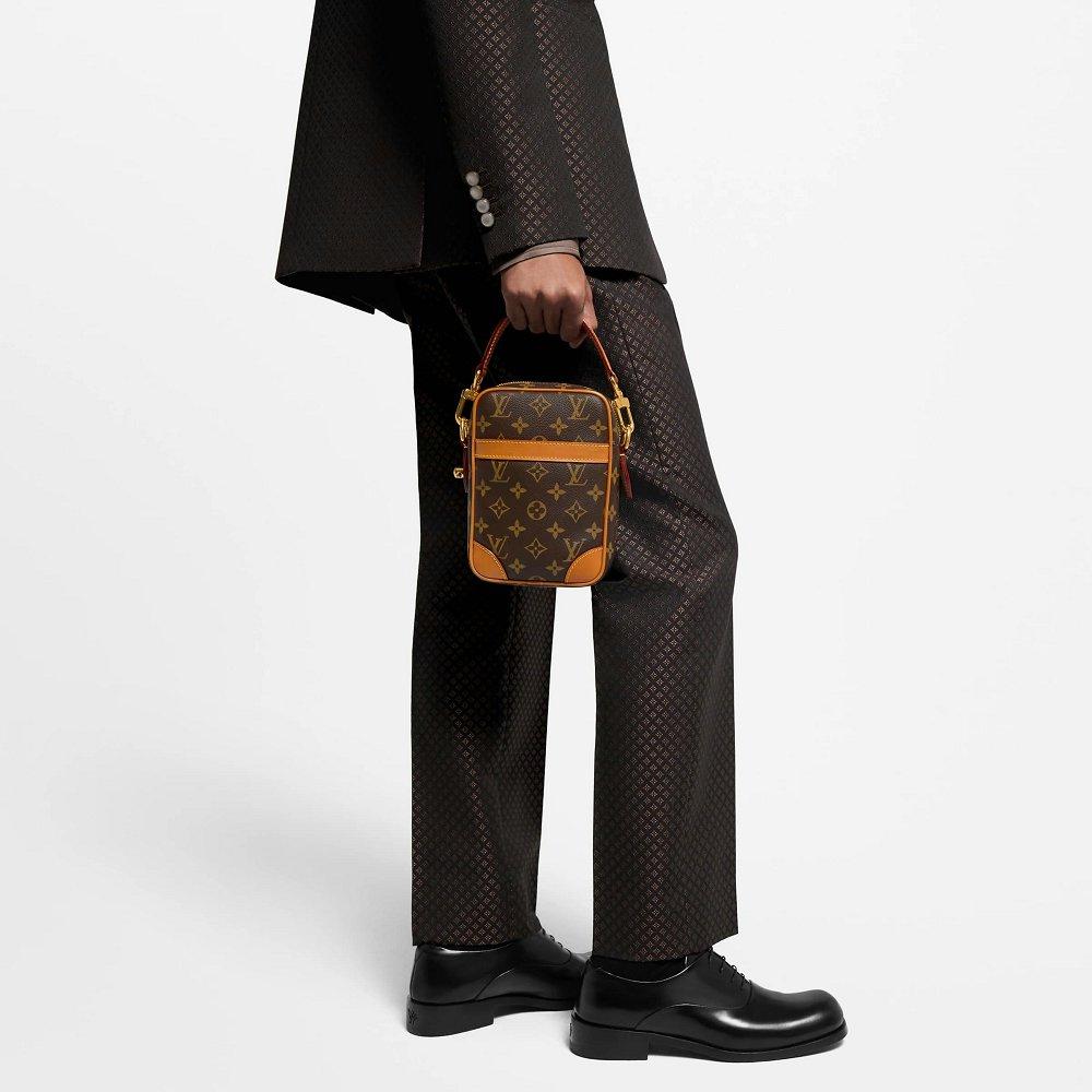 LOUIS VUITTON ダヌーブ モノグラム ショルダーバッグ M14013