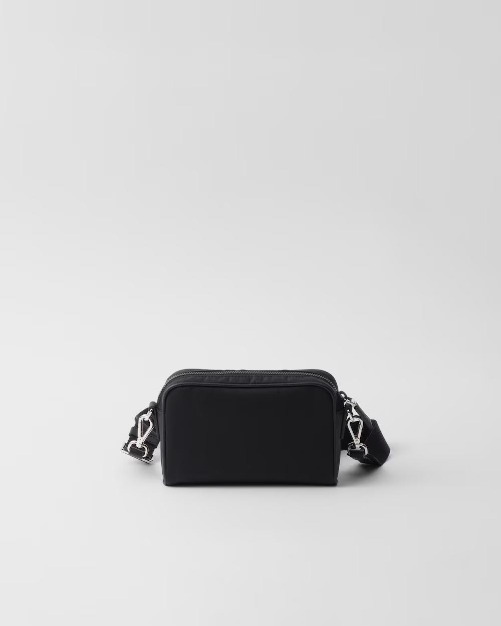 プラダ Re-Nylon xサフィアーノレザー ショルダーバッグ 2VH172