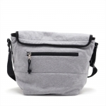BALENCIAGA EXPLORER スモール メッセンジャーバッグ 6202592AA8K1469