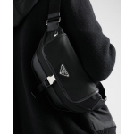 プラダ Re-Nylon xサフィアーノレザー ショルダーバッグ 2VH176_2DMH_F0002_V_OOO