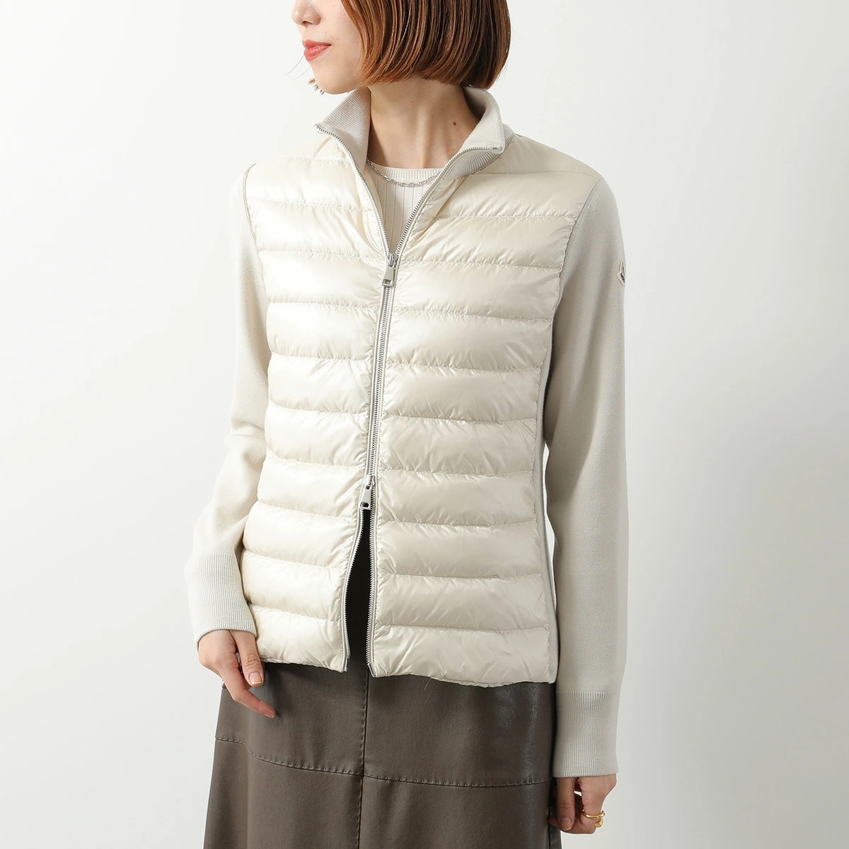 モンクレール ダウンジャケット CARDIGAN TRICOT レディース ニット切替 カーディガン アイコンパッチ 9B00023 M1131