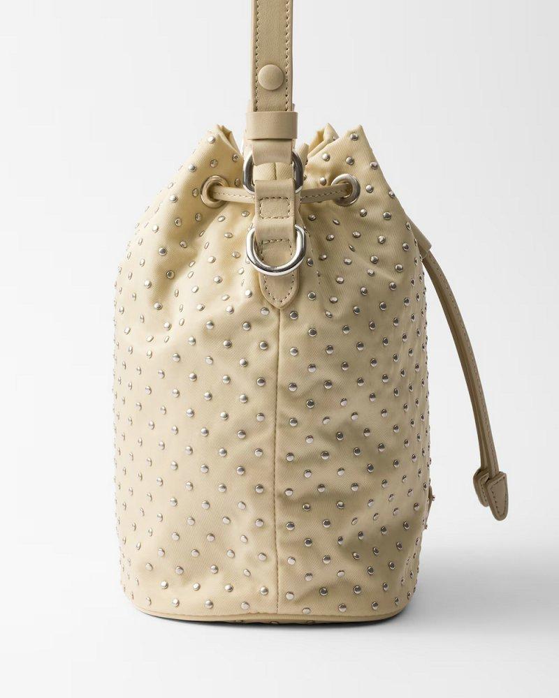 プラダショルダーバッグ スタッズ付 Re-Nylon ミニバッグ 1BE067_2HGV