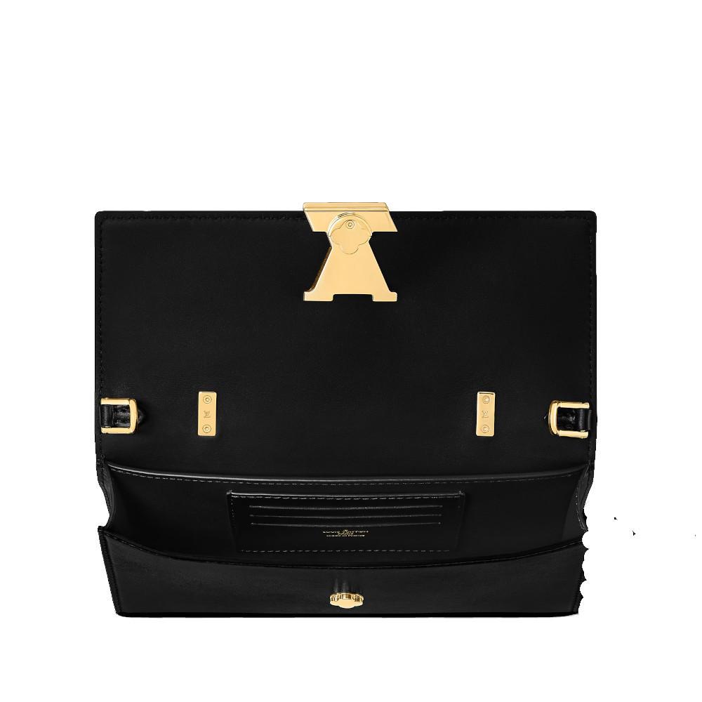 Louis Vuitton ウォレットオンチェーン カプシーヌ ショルダーバッグ M12143 M12405