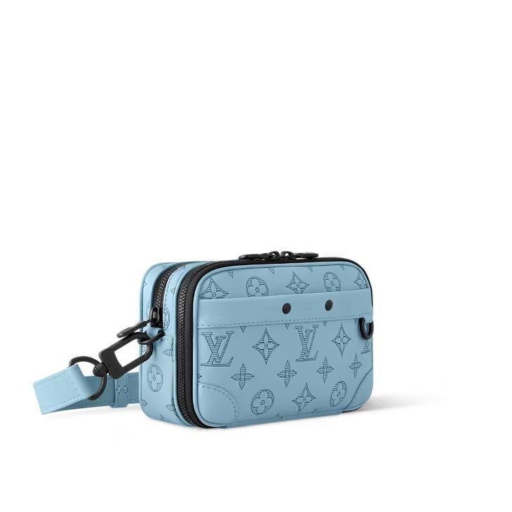 Louis Vuitton アルファ ウェアラブル ウォレットバッグ M14790