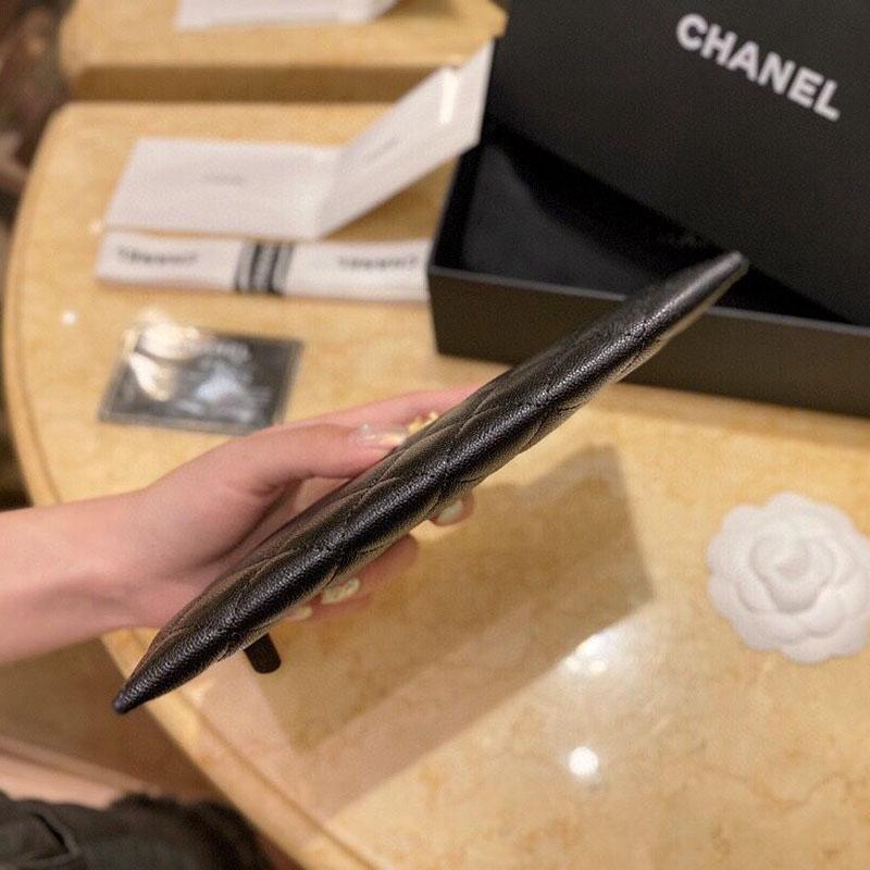 シャネル ボーイシャネル スモール クラッチ レザー マルチポーチ スマートフォンケース ウォレット  A81254