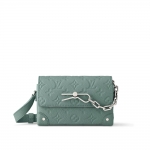 LOUIS VUITTON スティーマー ウェアラブル ショルダーバッグ M11522 M13889