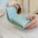 シャネル19 三つ折りミニ財布  フラップウォレット AP1789 B04852 N0195
