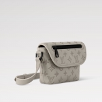 LOUIS VUITTON パルス ウェアラブル ウォレット ショルダーバッグ M12636 M14794