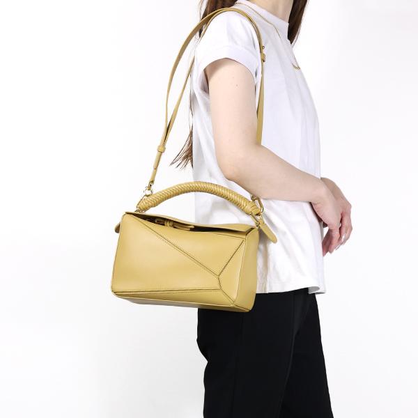 ロエベ代引き ショルダーバッグ Puzzle Bag レザー 2WAY A510S21XAE 6715