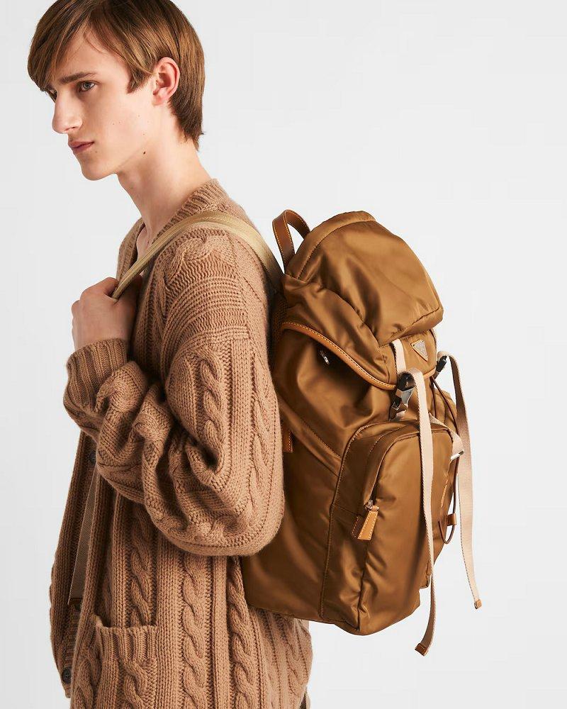 プラダ Re-Nylon xサフィアーノレザー バックパック リュック 2VZ019