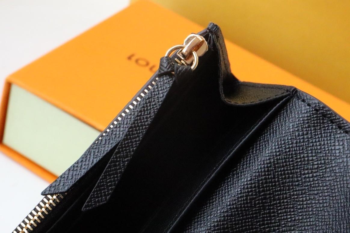 LOUIS VUITTON ポルトモネ・ロザリ　M82333