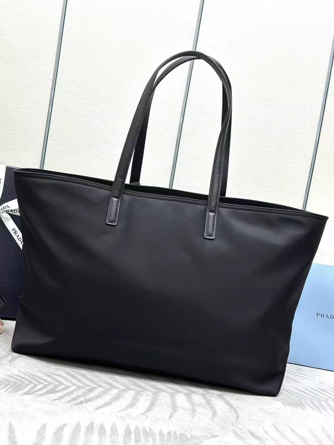 プラダ トートバッグ Re-Edition 1978 Re-Nylon リナイロン 1BG527 OOO R064