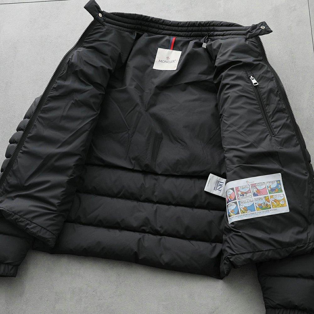 モンクレール ダウンジャケット SOUILLET  メンズ アイコンパッチ スタンドカラー 胸ポケット1A00068 54A81 999
