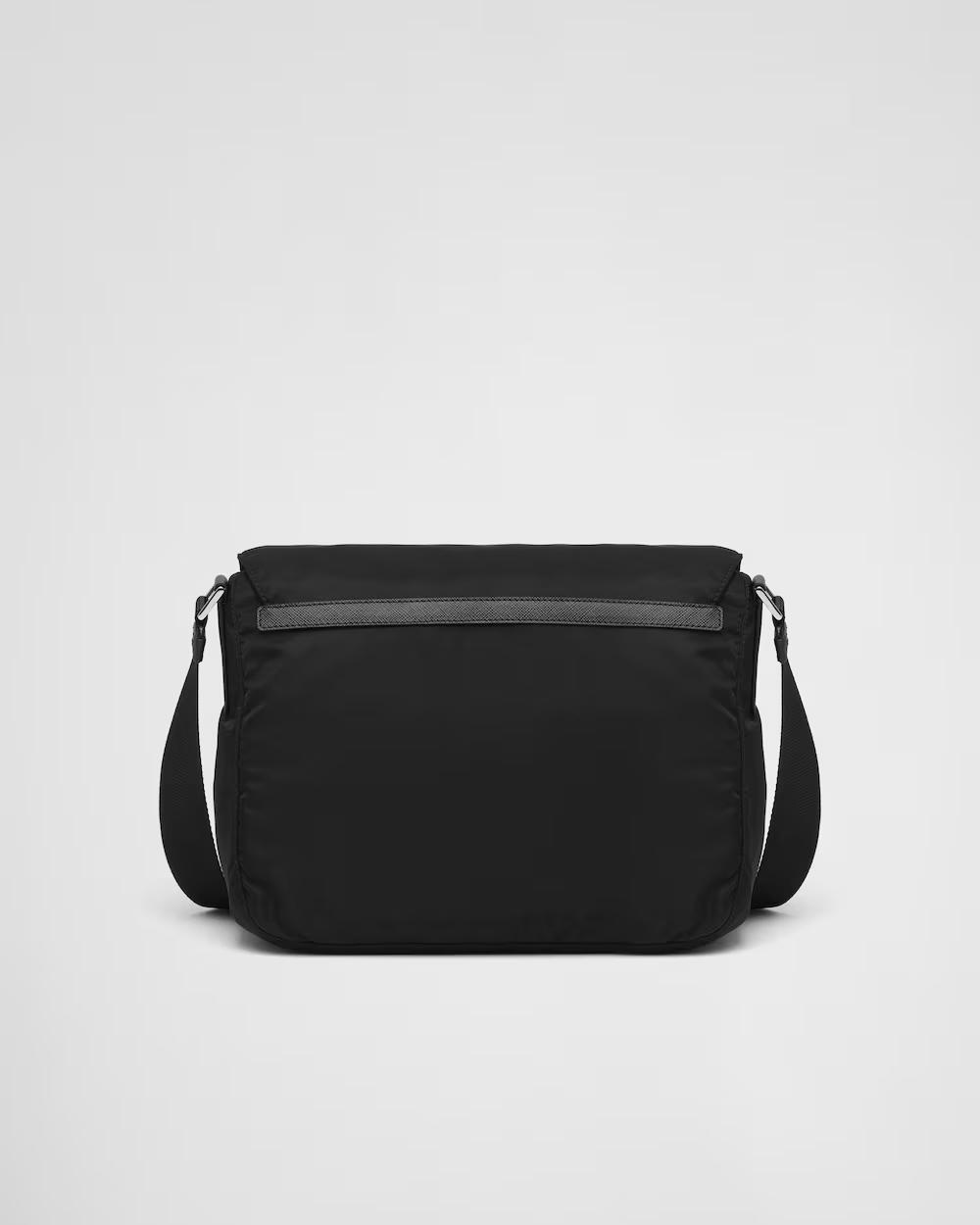プラダ Re-Nylon ショルダーバッグ 1BD953_RV44