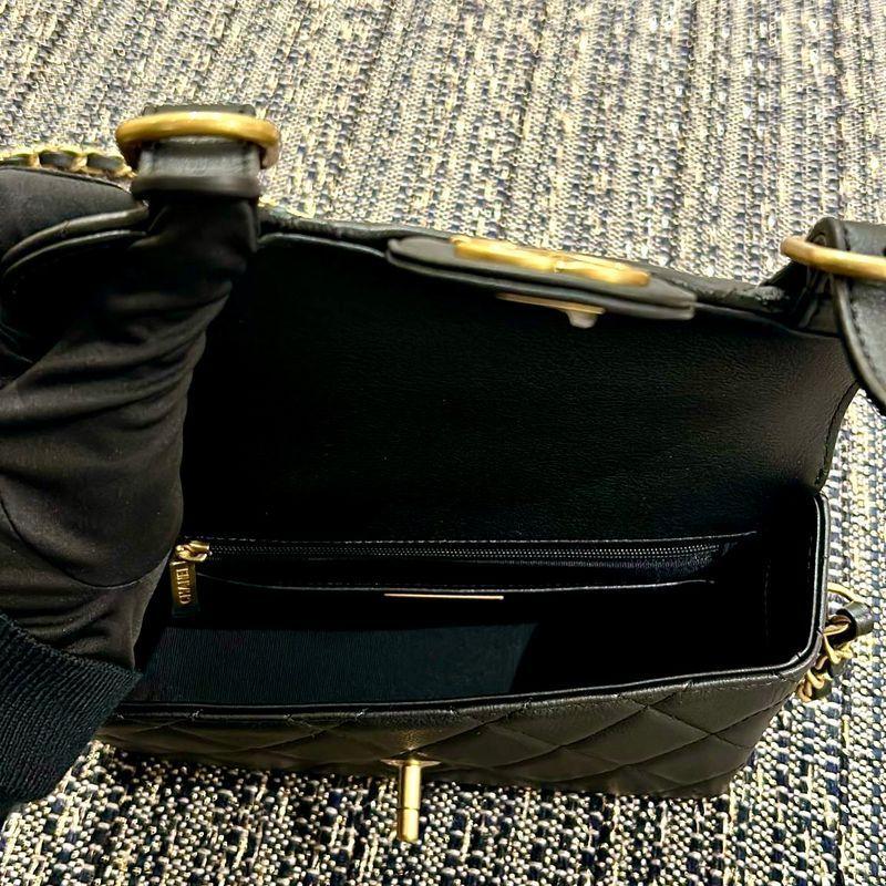 シャネル  スモール フラップ バッグ AS5264 B18708 94305