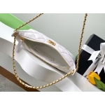 シャネル ホーボーバッグ ハンドバッグ AS5528