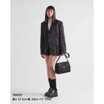 プラダ ミディアム パデッドRe-Nylon ショルダーバッグ 1BD255 1BD256