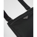 プラダ Re-Nylon xサフィアーノレザー ショルダーバッグ 2VH118_2DMH_F0002_V_XOO