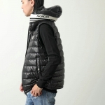 モンクレール ダウンベスト CLAI GILET クライ ジレ メンズ フード付き ロゴパッチ 1A00057 595ZJ