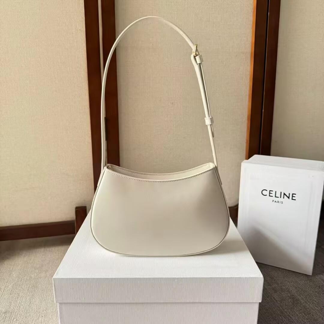 CELINE ミディアム ティリー バッグ シャイニーカーフスキン 115703BF4.01BC