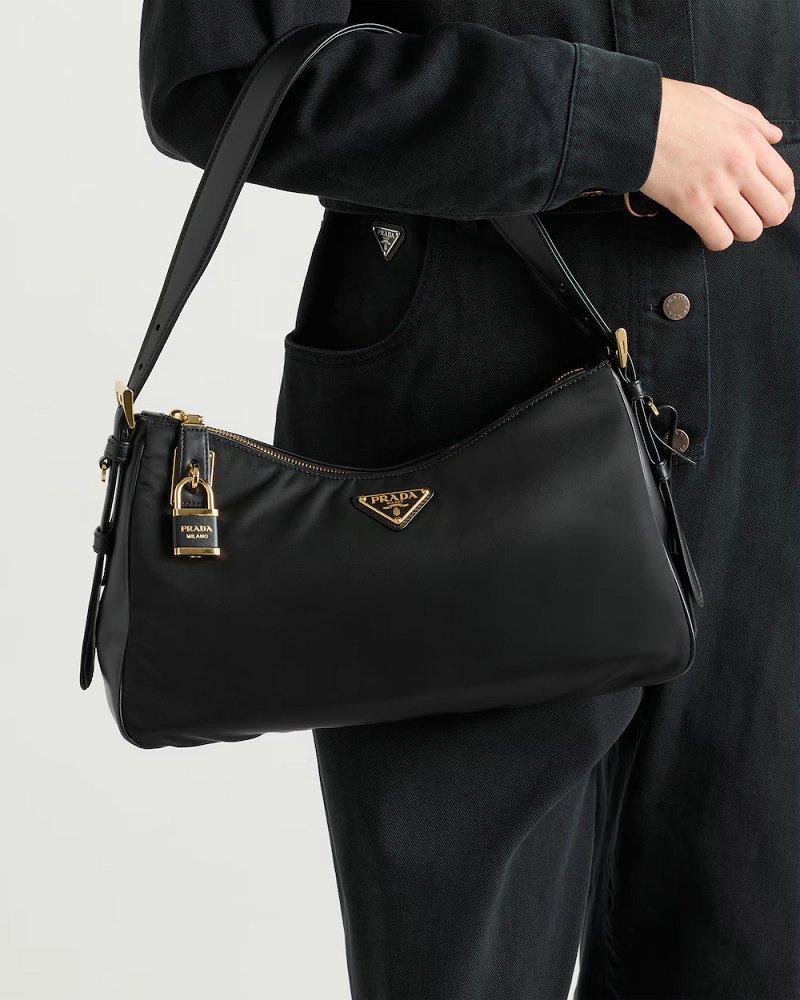 プラダ エメ パドロック付 ラージ Re-Nylon xレザー ショルダーバッグ 1BC232_2C8Q