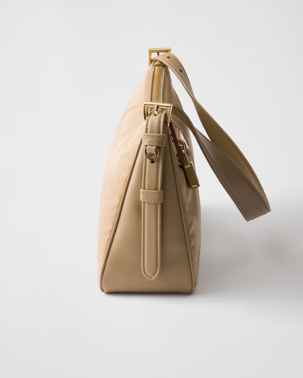 プラダ エメ パドロック付 ラージ Re-Nylon xレザー ショルダーバッグ 1BC232_2C8Q