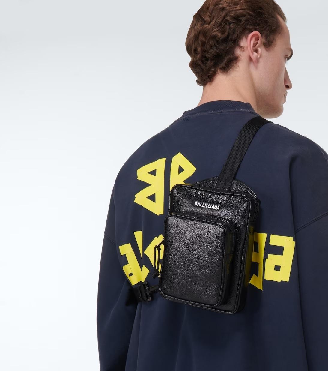 BALENCIAGA EXPLORER メッセンジャーバッグ  6202601WG9X1000