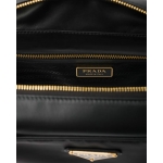 プラダ パドロック付 ミディアム Re-Nylon xレザー トップハンドルバッグ 1BB132 1BB131_2C8Q