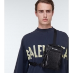 BALENCIAGA EXPLORER メッセンジャーバッグ  6202601WG9X1000