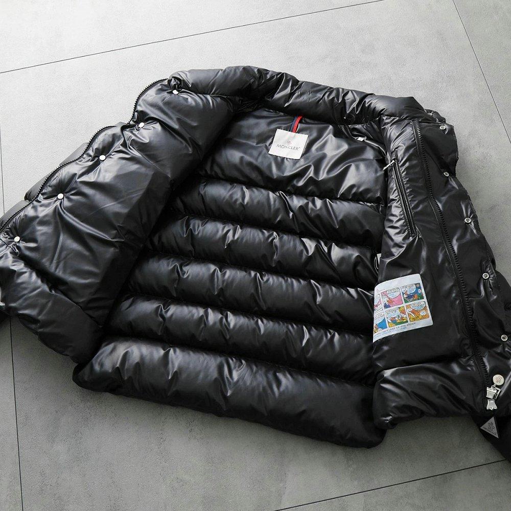 モンクレール ダウンジャケット LULE ルル メンズ ショートダウン ロゴパッチ 軽量1A00003 595ZJ 998