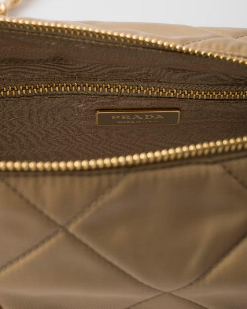 プラダ Re-Edition 1995 チェーン ミディアム Re-Nylon ショルダーバッグ 1BG551_2AOS