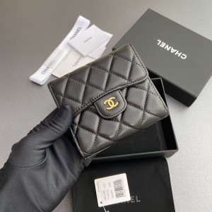 シャネル激安 三つ折り財布 マトラッセ ココマーク ブラック A82288