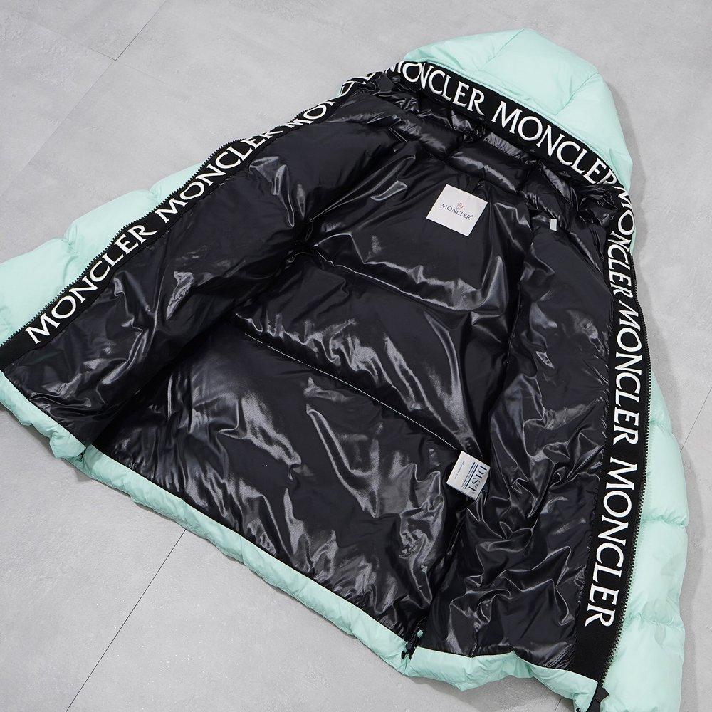 MONCLER代引き MONTCLA ダウンジャケット 1B56900