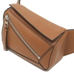 ロエベ ショルダーバッグ パズル バムバッグ メンズ LOEWE B510U89X02 2530