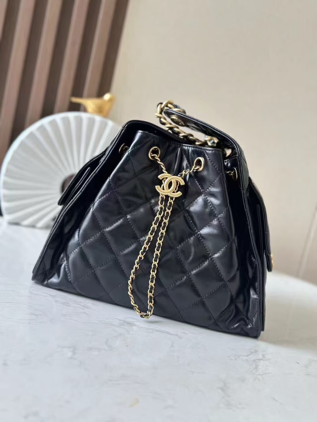 シャネル CHANEL 25 CCロゴ スモール ハンドバッグ  AS5293 B20304 94307